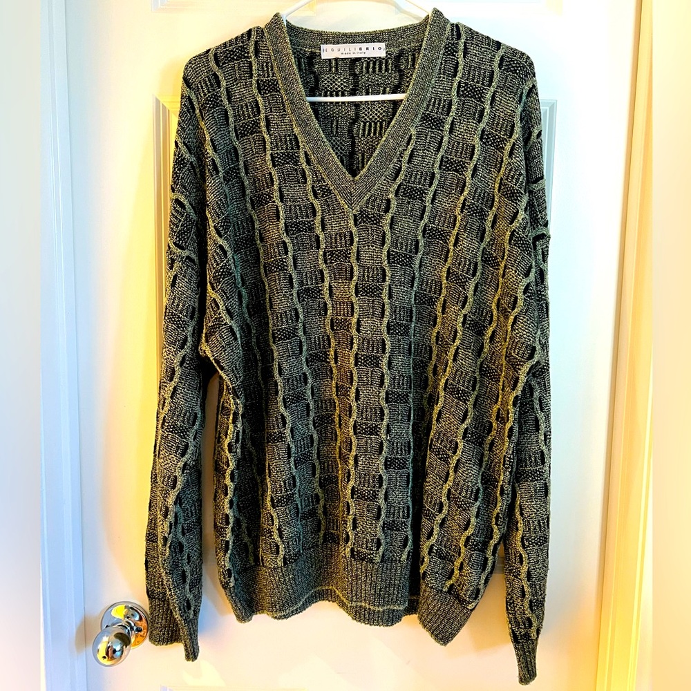 EquiliBrio V Neck Swater